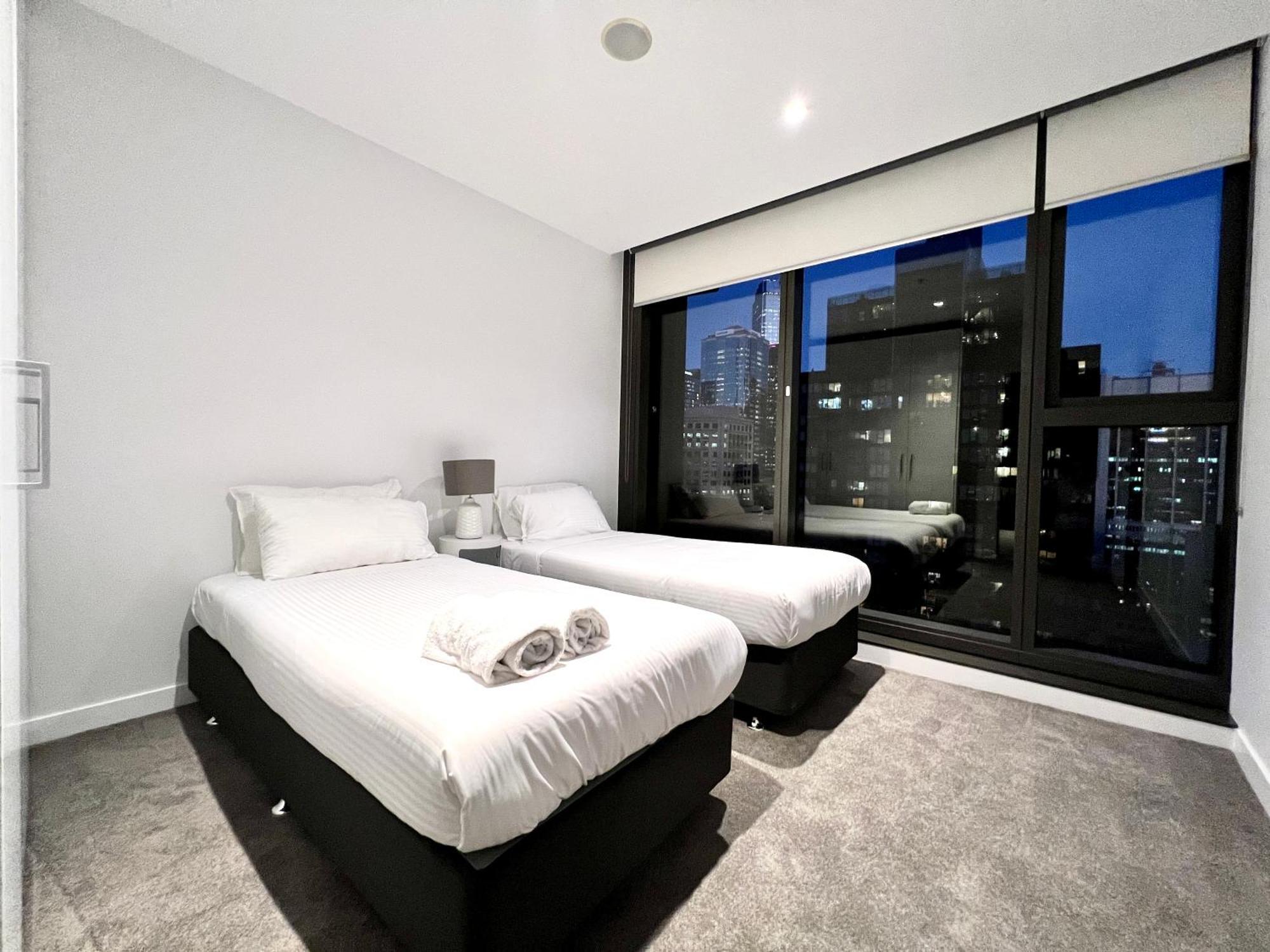 Readyset Apartments At Madison Melbourne Esterno foto